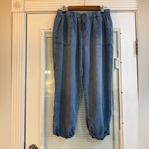 Good Hart by Matilda Jane Casual Blue Denim Joggers Size M